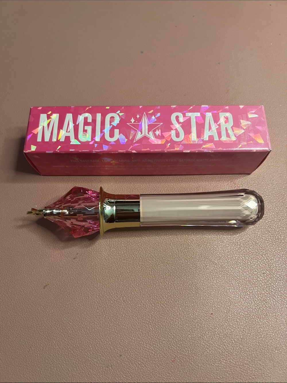 Jeffree Star Magic Star Pink and Gold Concealer